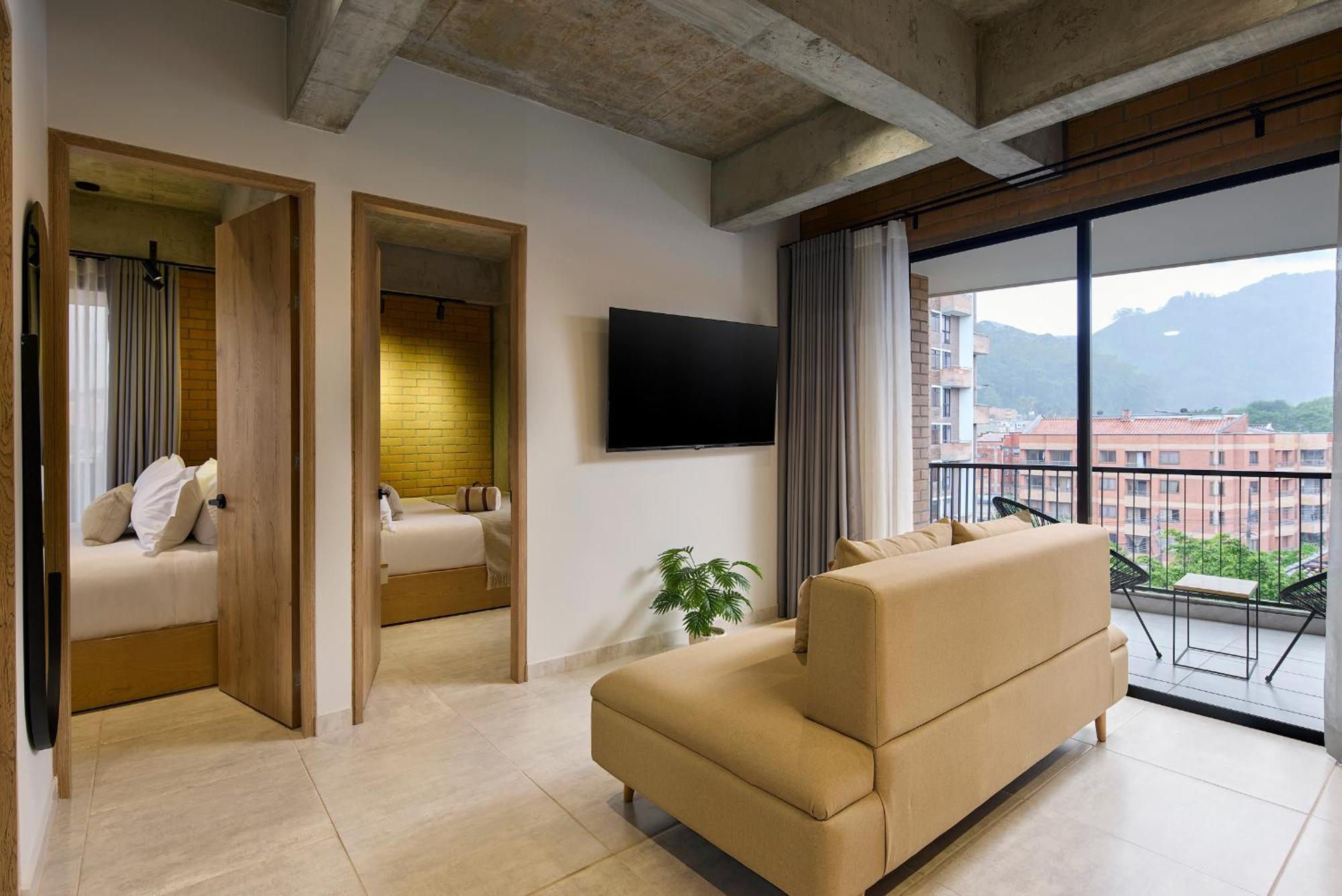 30 Living Suites Medellín Dış mekan fotoğraf