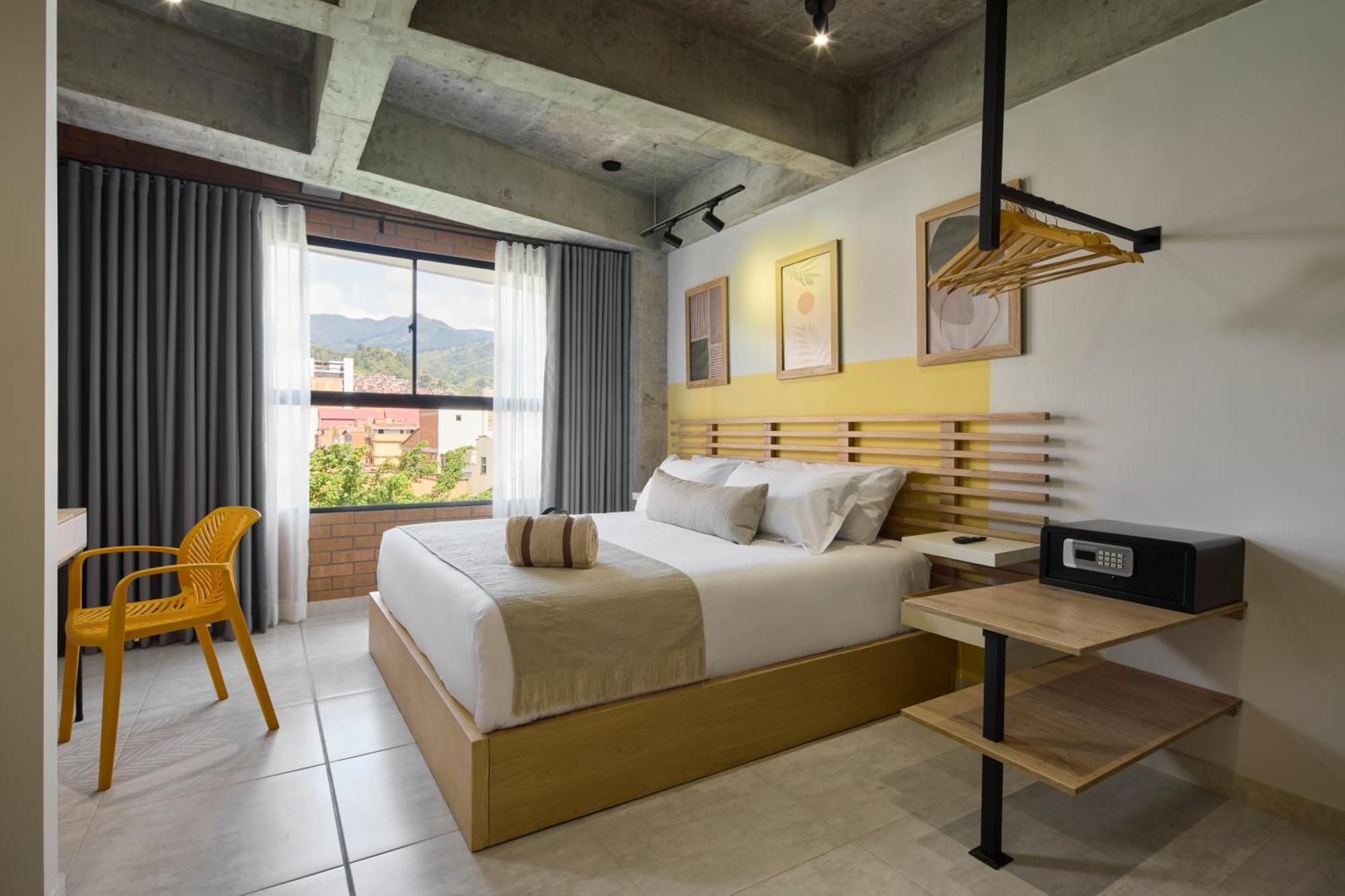 30 Living Suites Medellín Dış mekan fotoğraf