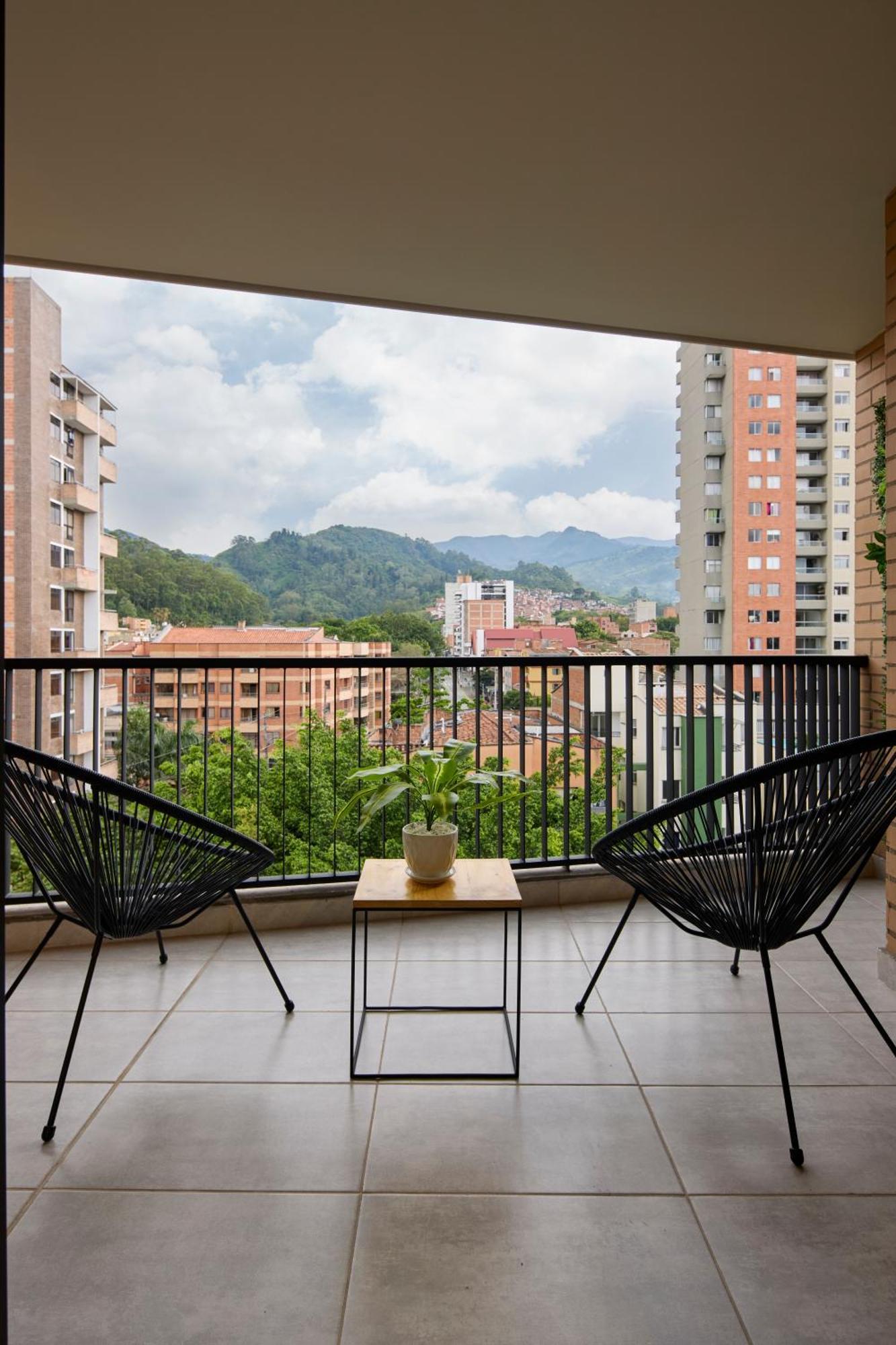 30 Living Suites Medellín Dış mekan fotoğraf
