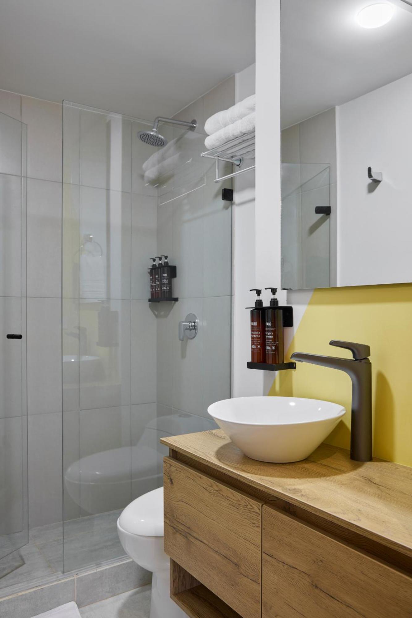 30 Living Suites Medellín Dış mekan fotoğraf