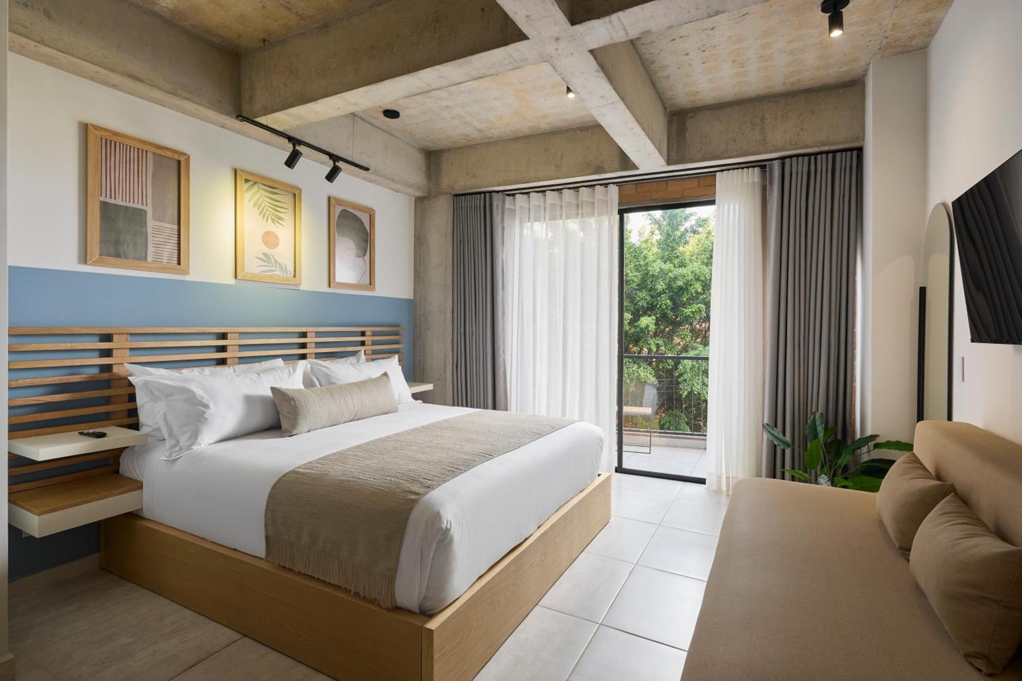 30 Living Suites Medellín Dış mekan fotoğraf