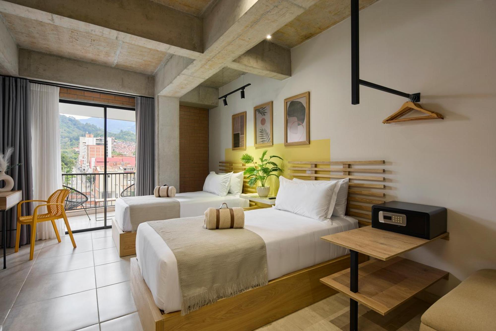 30 Living Suites Medellín Dış mekan fotoğraf